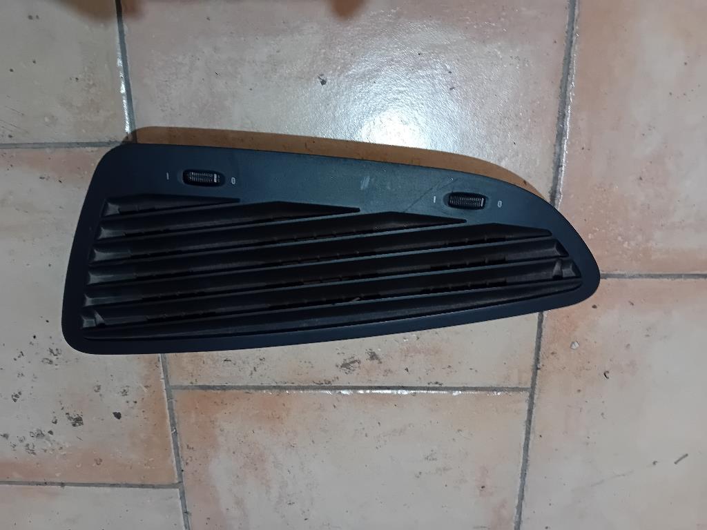 Griglia Di Uscita Aria Cruscotto Per Mitsubishi Pajero Montero Shogun V31 V32 V33 - Ricambio MR308038, In ABS
