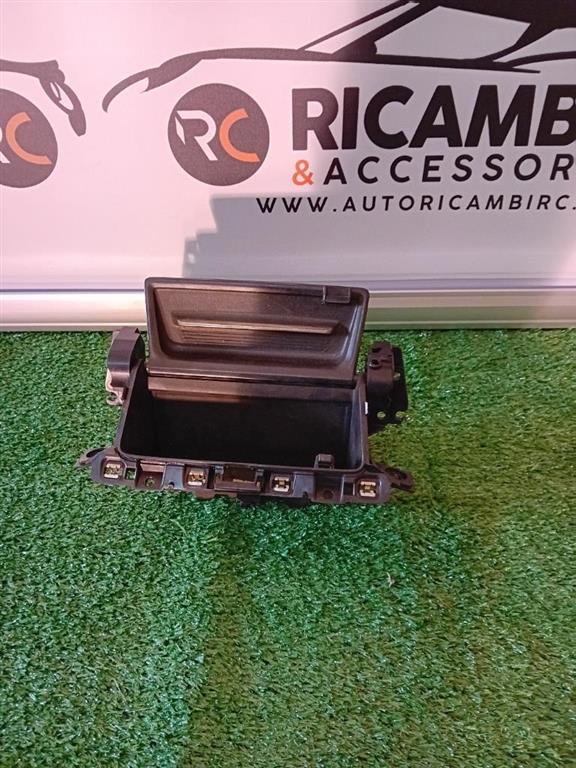 SXCY Vano Portaoggetti Per Ford Focus ST Active 2019-2022, Bracciolo - 9